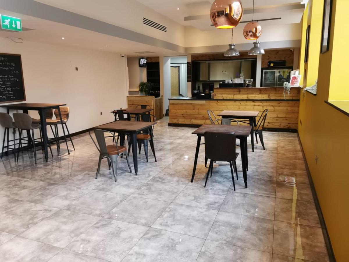 Silurian Hotel Newport Newport  Buitenkant foto