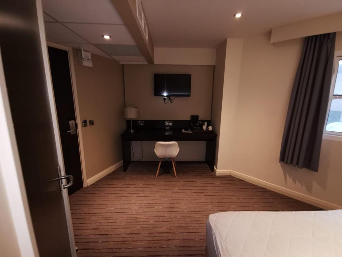 Silurian Hotel Newport Newport  Buitenkant foto
