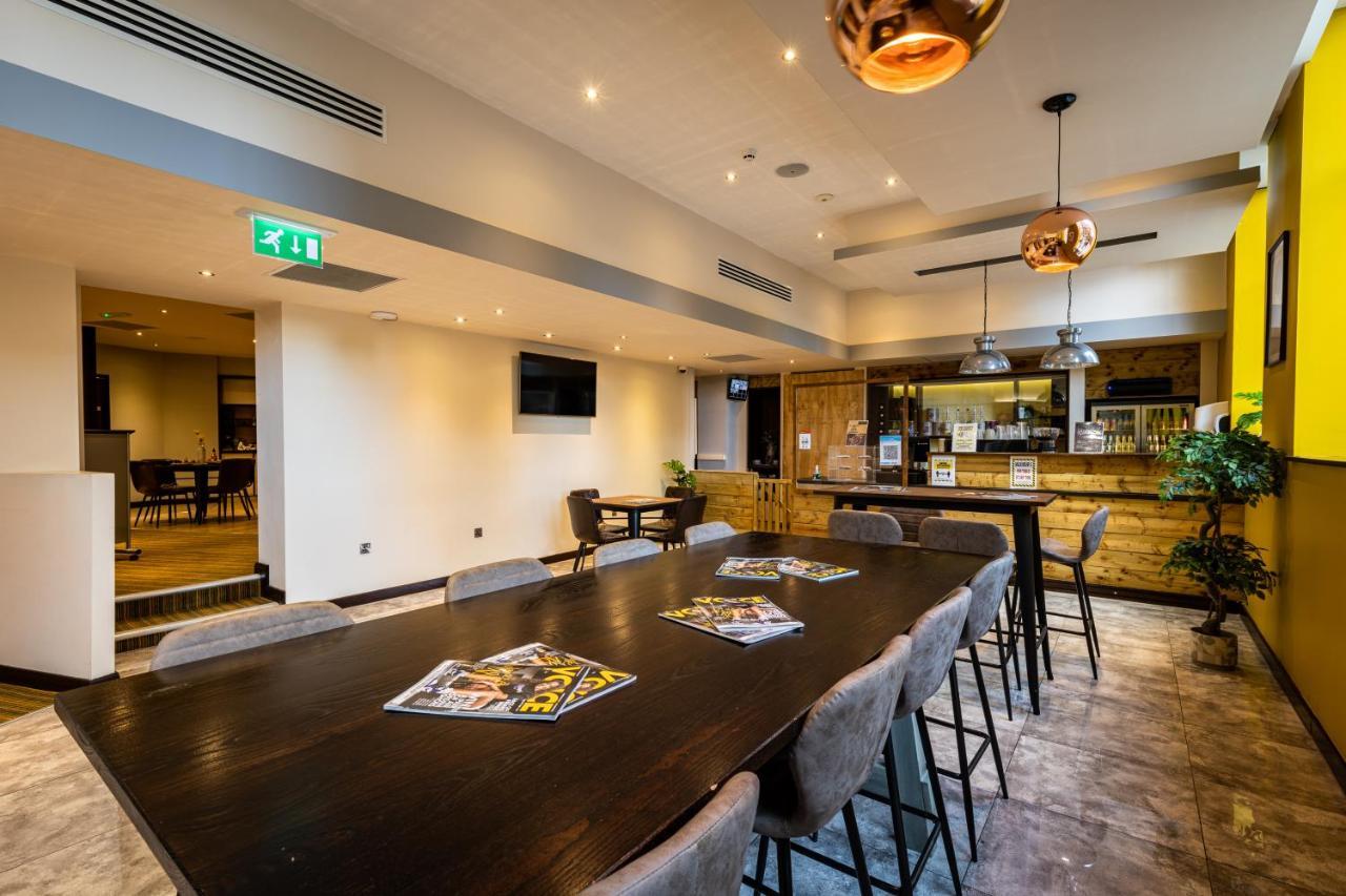 Silurian Hotel Newport Newport  Buitenkant foto