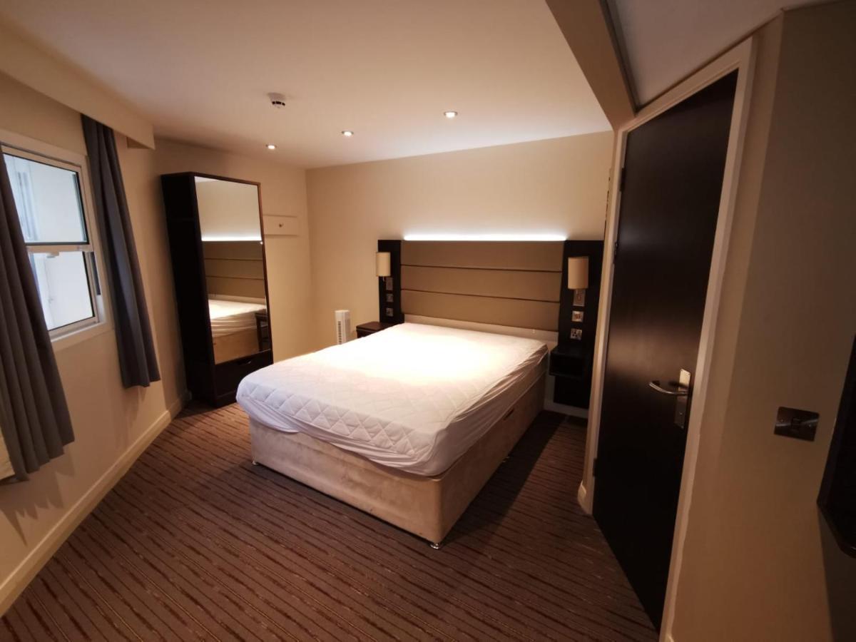 Silurian Hotel Newport Newport  Buitenkant foto