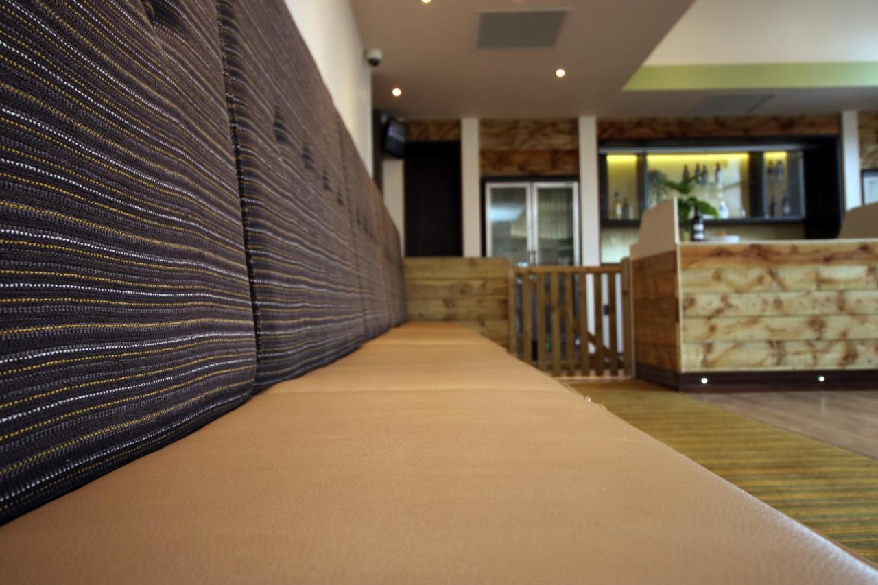 Silurian Hotel Newport Newport  Buitenkant foto